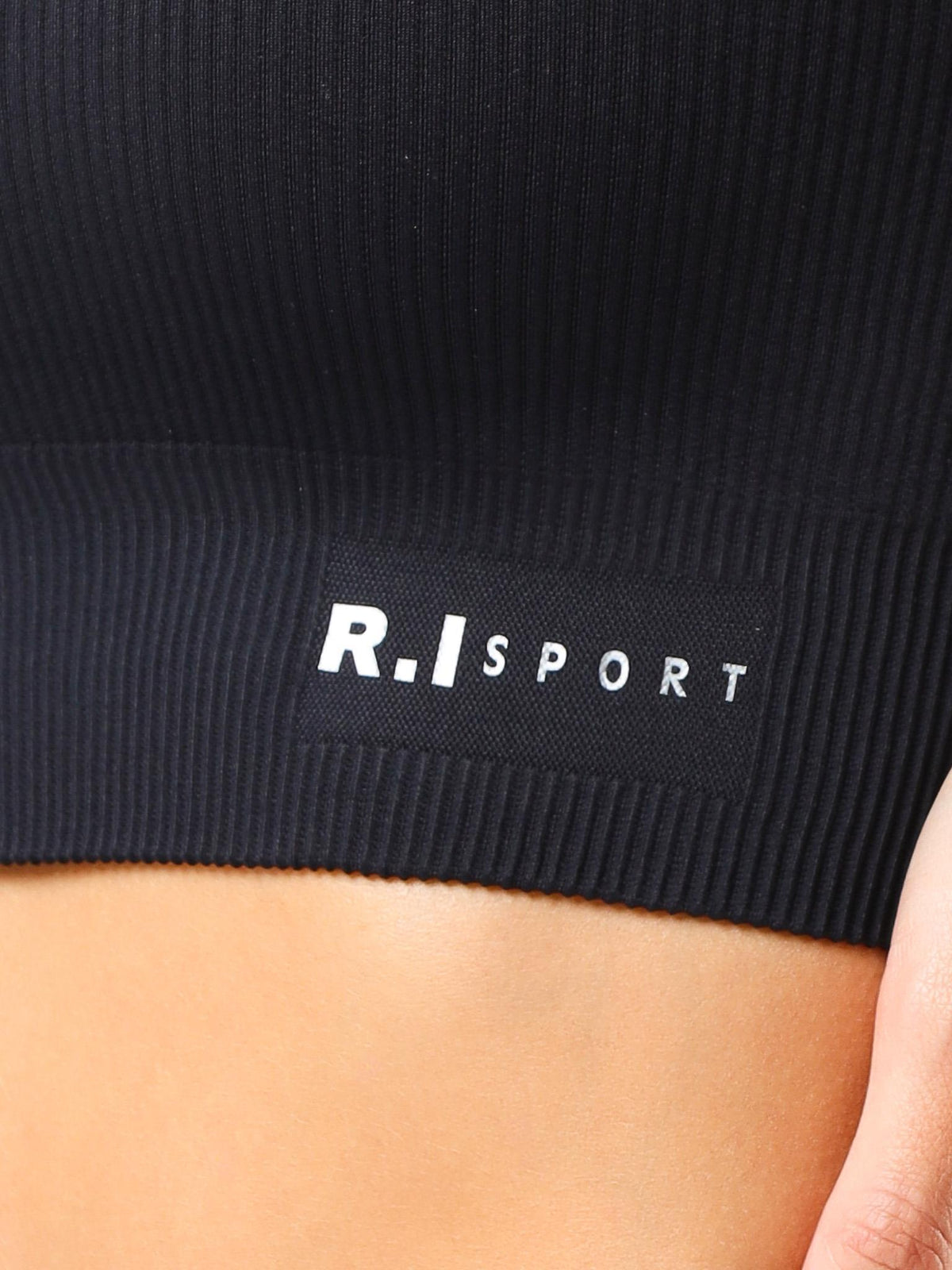 TOP SEAMLESS ESSENTIAL  PRETO