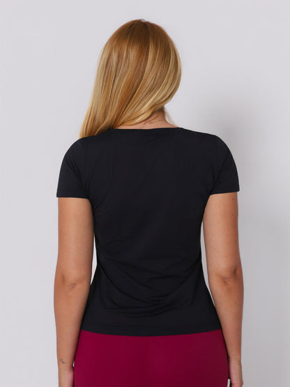 T-SHIRT ALONGADO BASIC PRETO