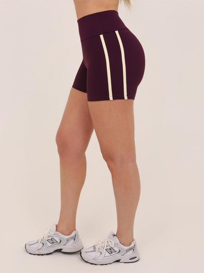 SHORT RETRÔ WINE COM BAUNILHA