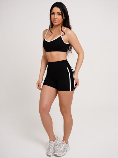 SHORT RETRÔ PRETO COM BRANCO