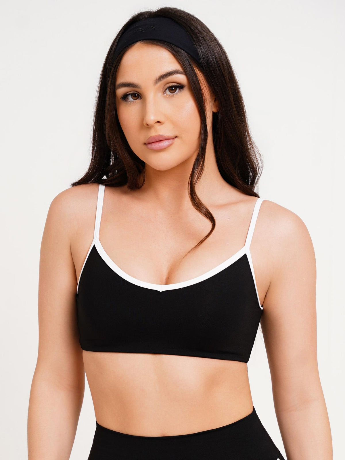 TOP CONTRAST PRETO COM BRANCO