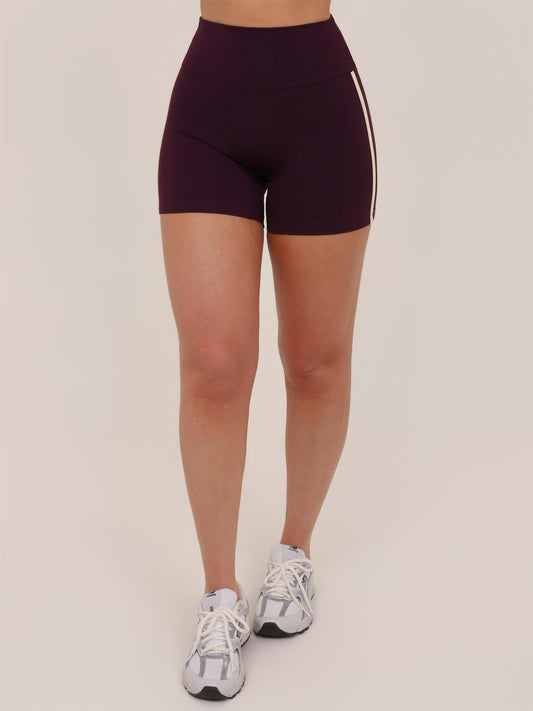 SHORT RETRÔ WINE COM BAUNILHA