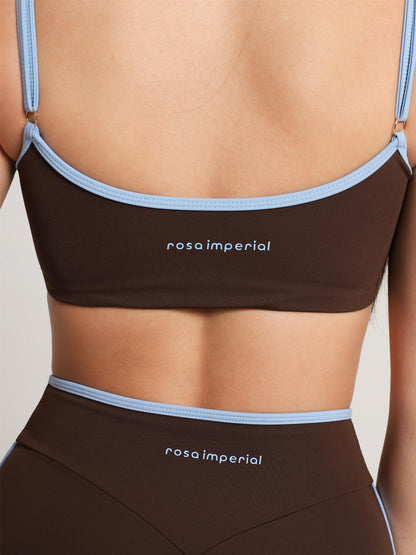 TOP CONTRAST BROWN COM AZUL SKY